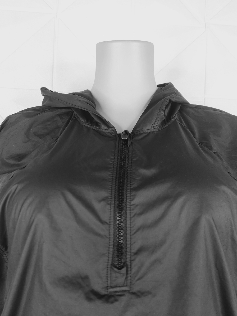 lululemon athletica Black Hooded Zip Jacket - Picture 2 of 6